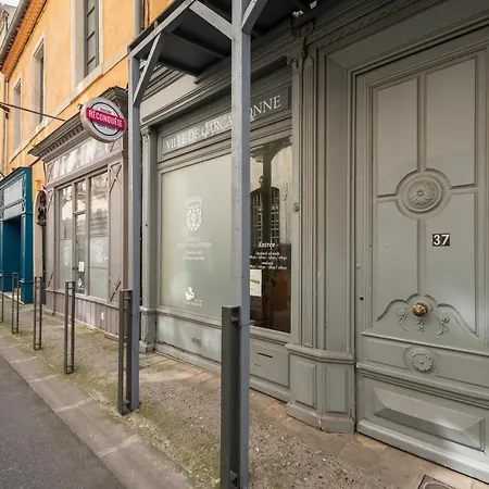 Parenthese Occitane -wifi - Balneo- Parking Gratuit - Netflix * Carcassonne