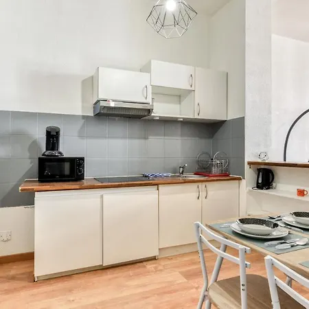 Parenthese Occitane -wifi - Balneo- Parking Gratuit - Netflix アパート カルカソンヌ