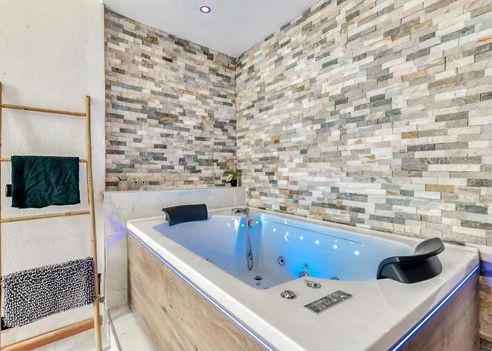 Parenthèse Occitane -wifi - Balnéo- Parking Gratuit - Netflix Apartamento *